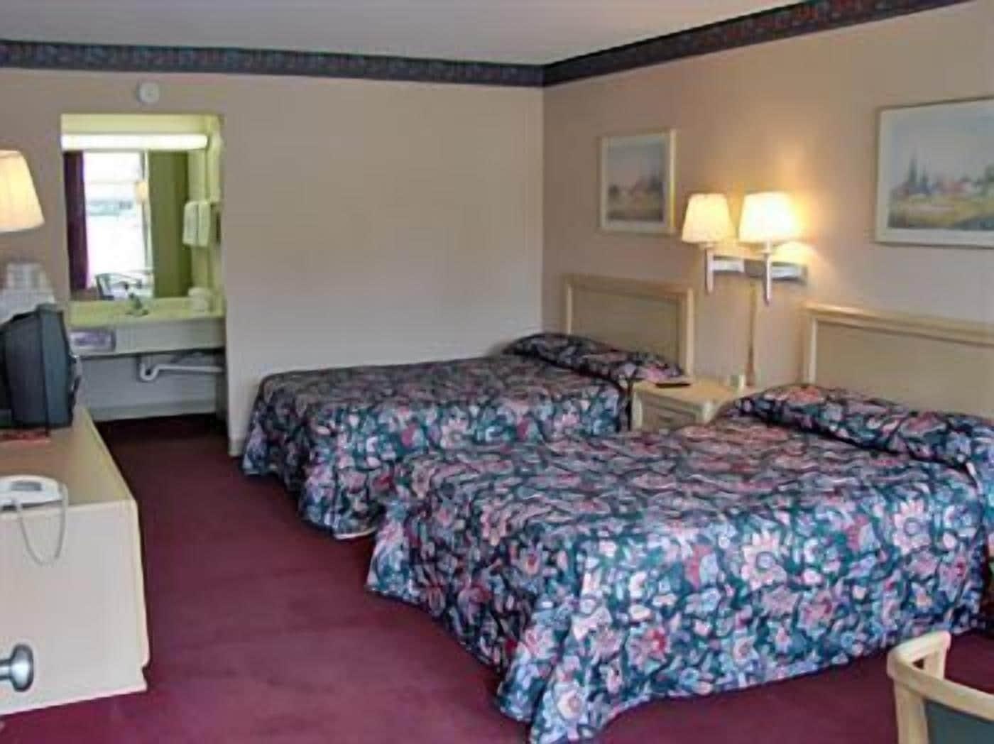 Green Valley Motel พิเจนฟอร์จ ภายนอก รูปภาพ